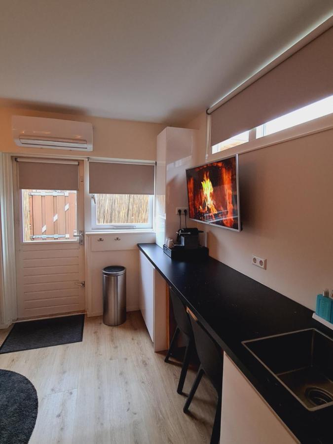 Studio Baarn With Patio, Airco, Pantry, Bedroom, Bathroom, Privacy - Amsterdam, Utrecht Exteriér fotografie